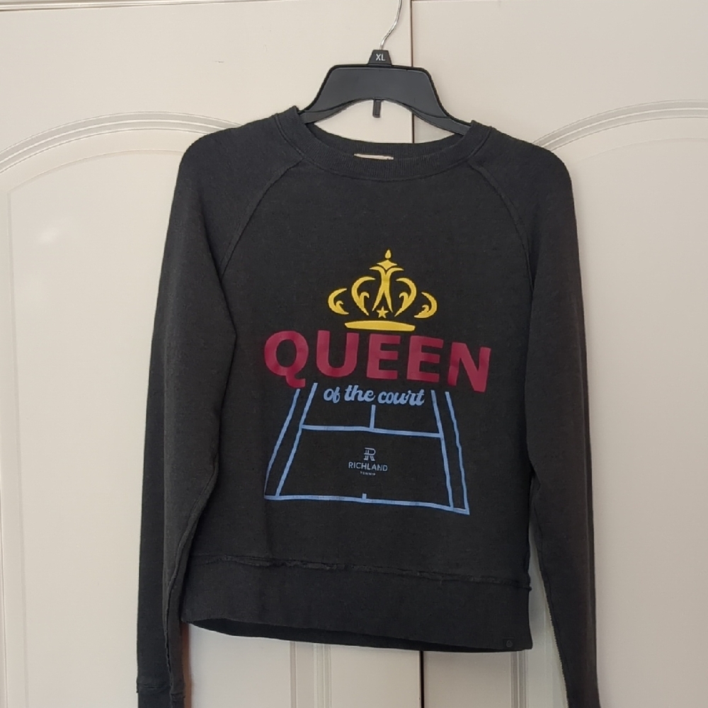 Tasc Dark Gray Queen Tennis Sweatshirt